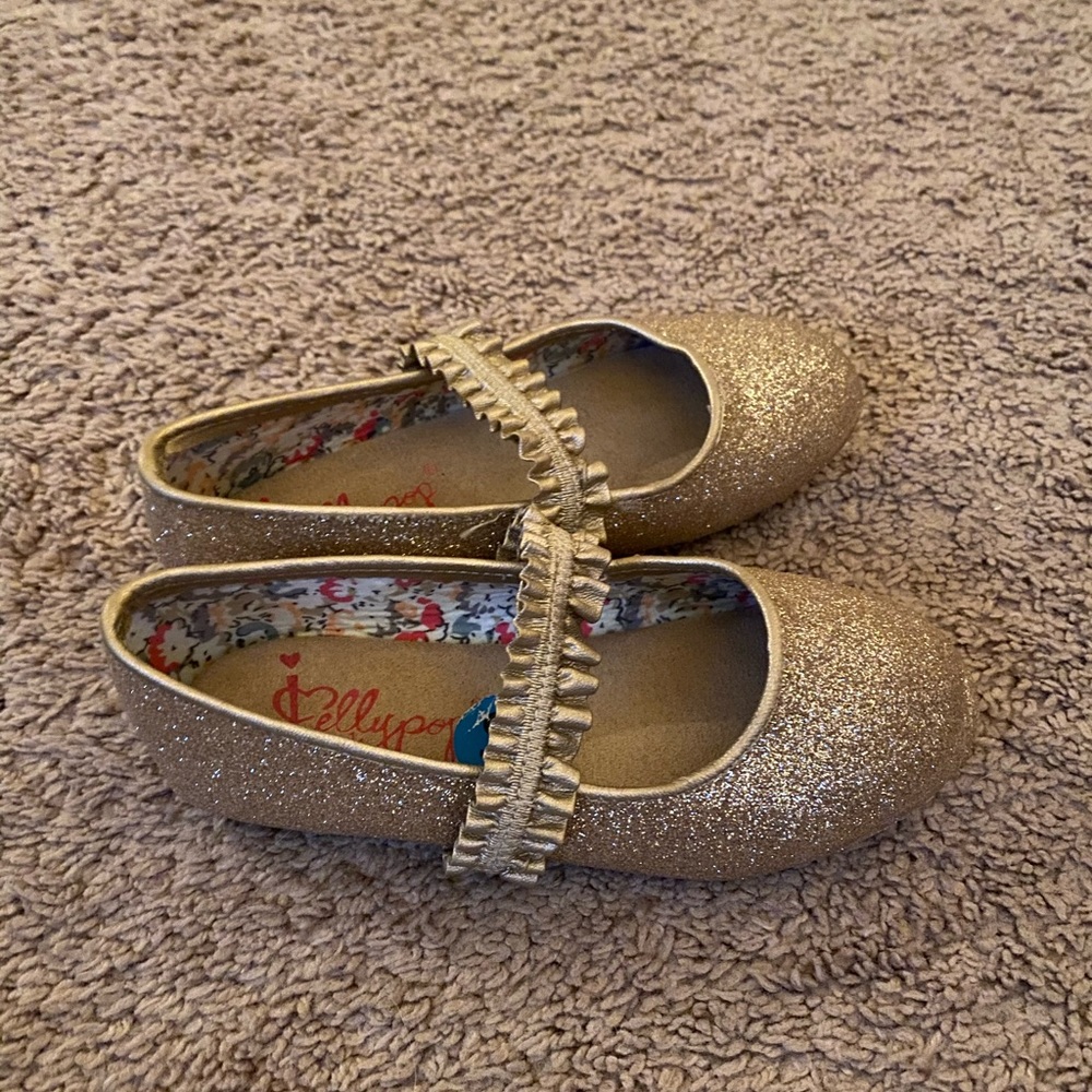 Toddler shoes